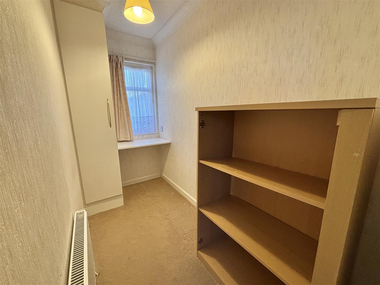 Ystrad Road, Fforestfach, Swansea, SA5 4BX